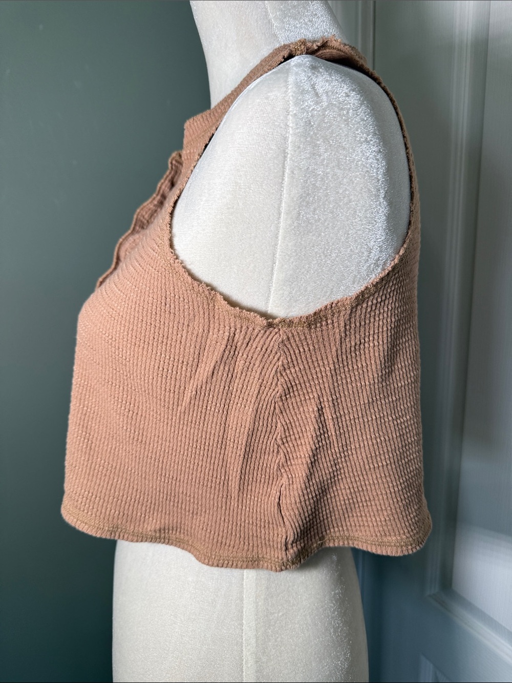 Aerie Waffle Knit Cropped Tank Top Henley Brown Size Small - Picture 4 of 8
